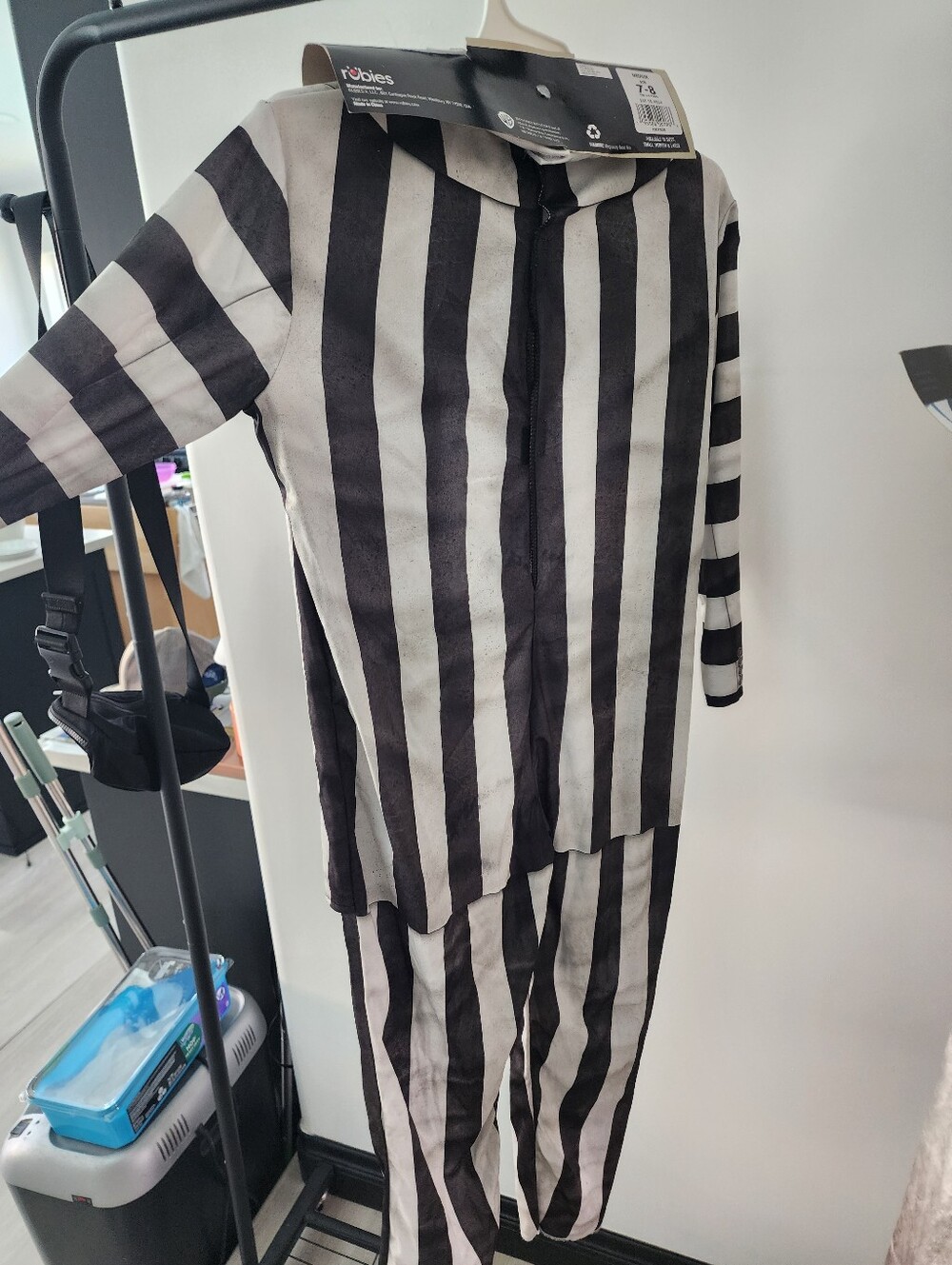 Rubies Beetlejuice Child Costume Size Medium 7-8 Target Exclusive NWT - Picture 8 of 16